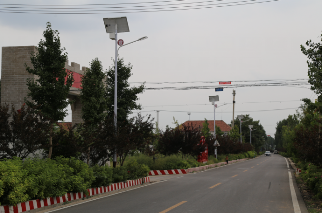 高品质太阳能路灯助力美丽乡村建设