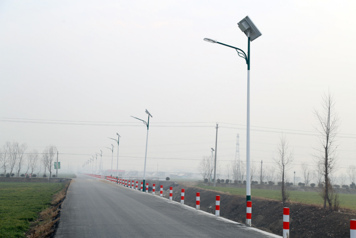 锂电池太阳能路灯，轻巧稳定又耐用