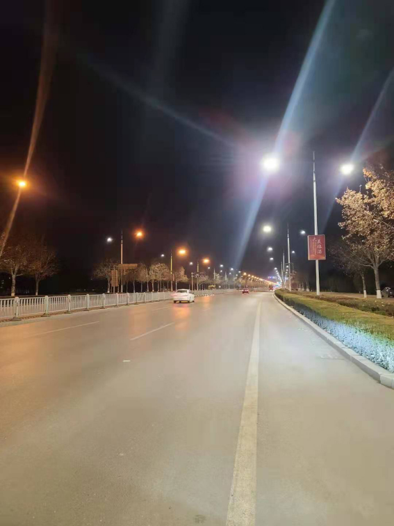 高效LED路灯助力道路照明改造